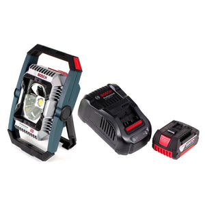 Lampada a batteria Bosch GLI 18V-2200 C 18 V 2200 lm Bluetooth (0601446501) + 1 batteria da 5,0 Ah + caricabatterie