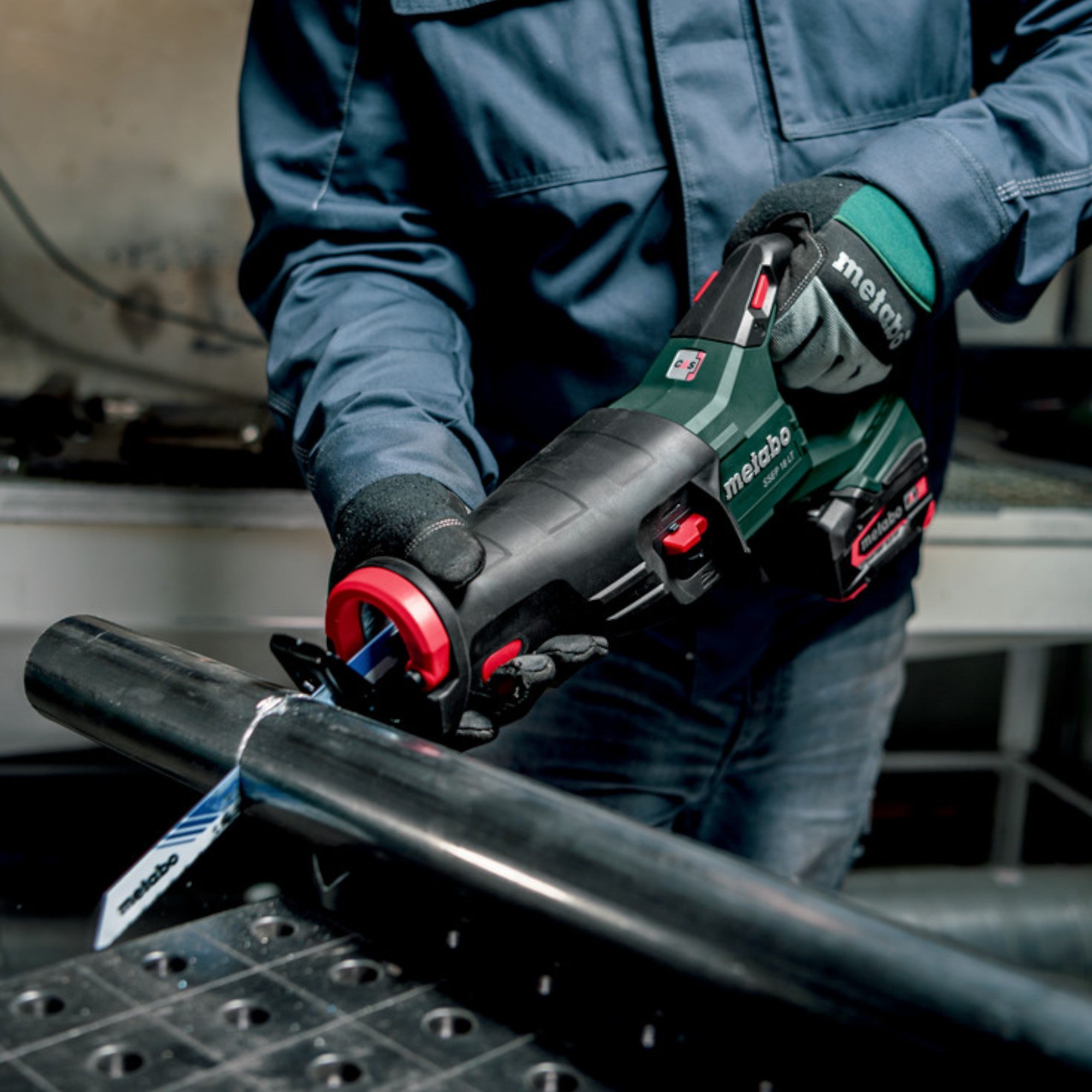 Metabo SSEP 18 LT Akku Saebelsaege 18 V 32 mm 1x LiHD Akku 10 0 Ah Ladegeraet Metabox 4 - toolbrothers