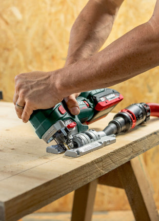 Metabo STA 18 LTX 150 BL Scie sauteuse sans fil 18 V 150 mm Brushless + 1x batterie 4,0 Ah + Metabox - sans chargeur