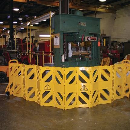 Griglia barriera Rubbermaid ( 9001477000 ) polietilene giallo mobile, 16 pz.