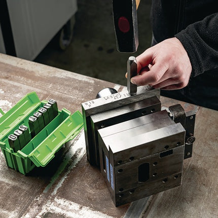 Set di numeri ad impatto Kukko 330 ( 8000458600 ) 9 pezzi numeri 0 - 9