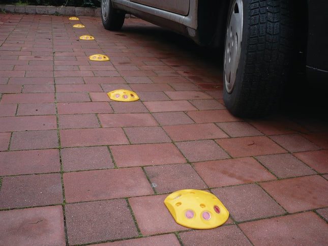 Pulsante di marcatura ( 9000490030 ) con riflettori bianchi/rossi