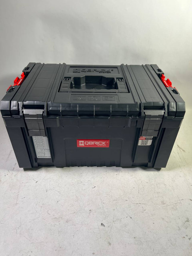 Qbrick System PRO Toolbox 2 0 stapelbar 450 x 334 x 240 mm 19 l IP54 Unvollstaendig 1 - toolbrothers