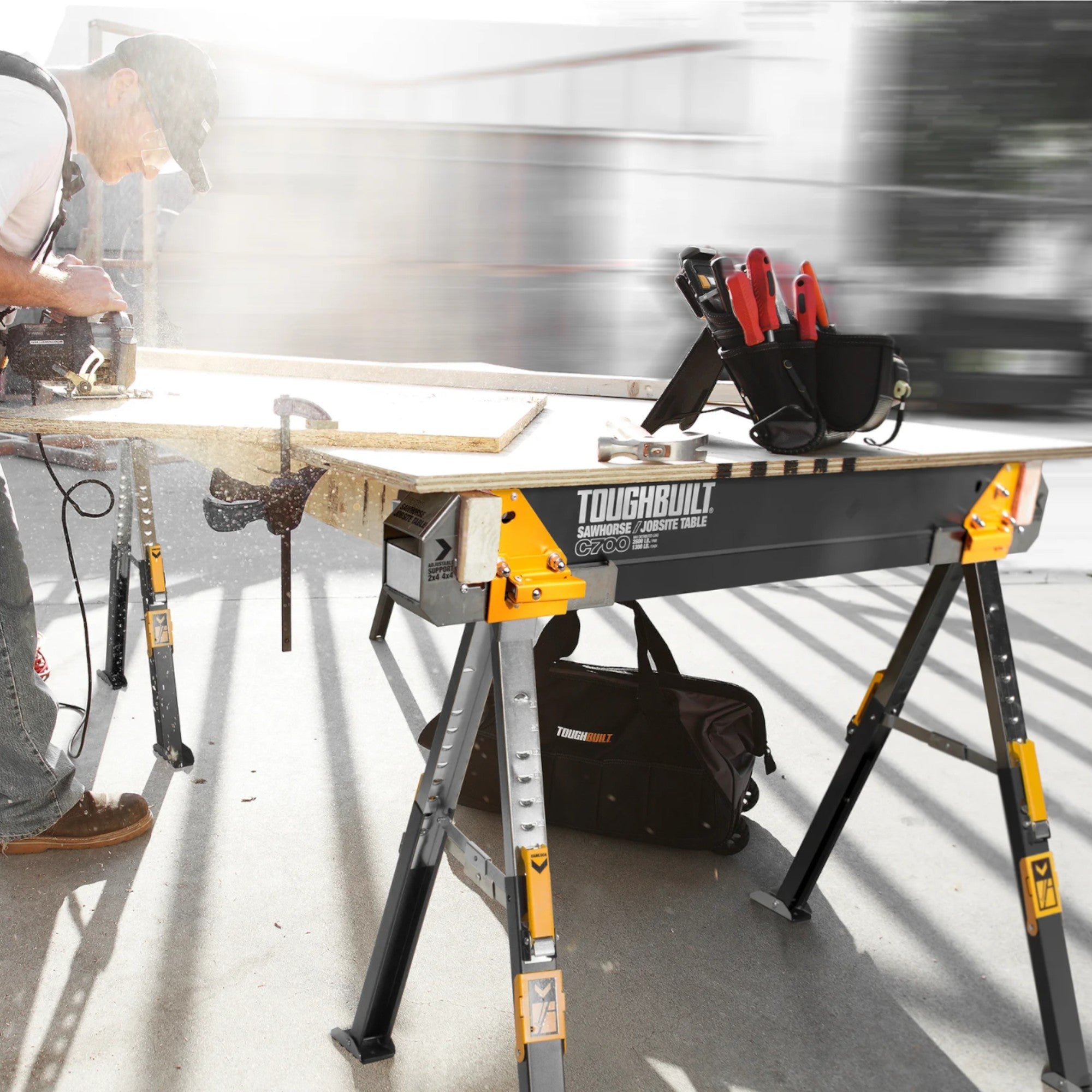 Toughbuilt TB C700 2 Saegebock Arbeitsstaender 2 Stueck 1180 kg Tragfaehigkeit 1 - toolbrothers