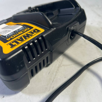 DeWalt DCB 1104 Schnell Ladegeraet 10 8 18 V 4 0 A fuer XR Li Ion Akkus Leicht Gebraucht 3 - toolbrothers
