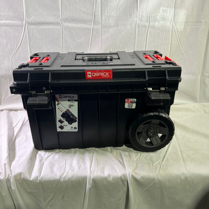 Qbrick System ONE Trolley Vario stapelbar 605 x 405 x 345 mm 44 l IP66 mit Laufraedern auf Metallachse Beschaedigt 0 - toolbrothers