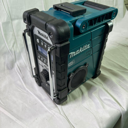 Makita DMR 110 N Akku Baustellenradio 12 V 14 4 V 18 V DAB DAB FM IP64 Solo ohne Akku ohne Ladegeraet Reparaturgeraet 1 - toolbrothers