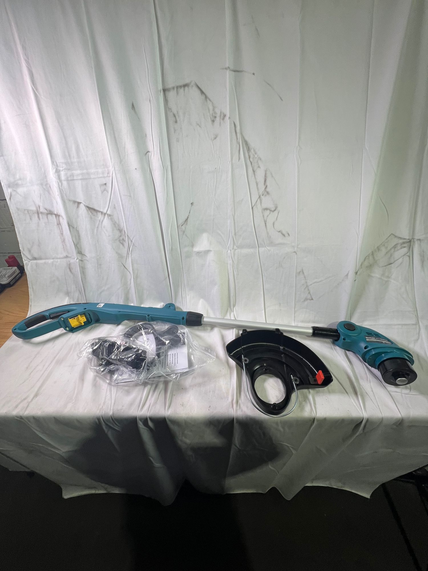 Makita DUR 181 Z Akku Rasentrimmer 18 V 26 cm Solo ohne Akku ohne Ladegeraet Reparaturgeraet 0 - toolbrothers