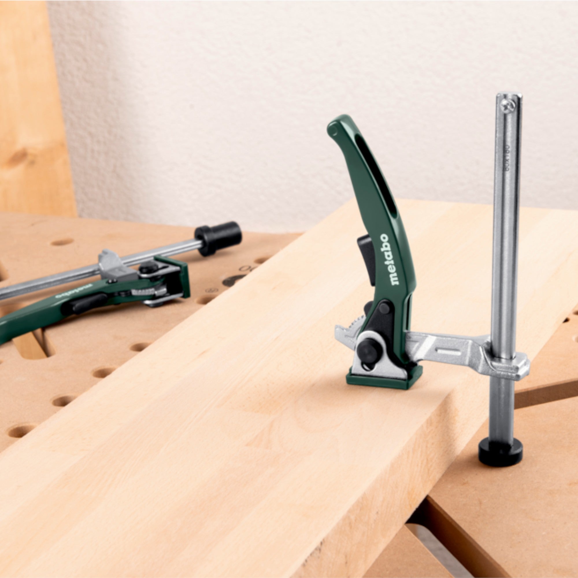 Metabo 2x Senkrecht Schnellspannzwinge 155 mm fuer MWB 2x 630139000  1 - toolbrothers