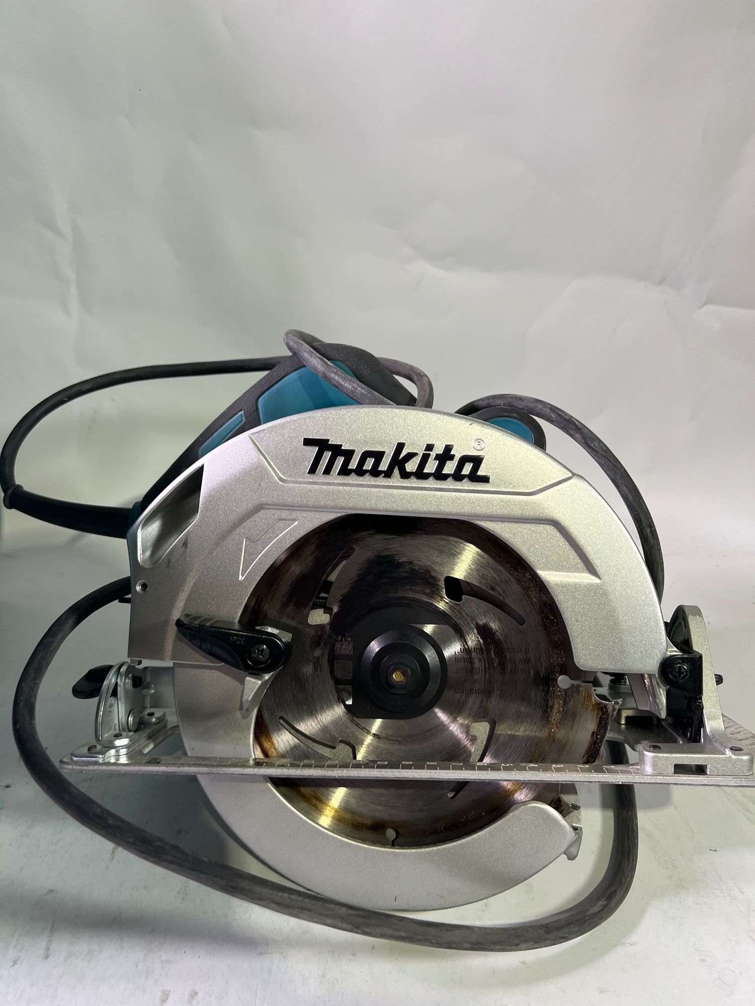 Makita HS 7611 J Handkreissaege 1600W 190 x 30mm Hartmetallsaegeblatt Makpac Gebraucht 0 - toolbrothers
