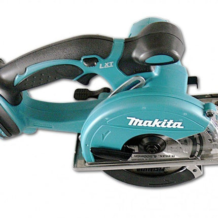 Makita BCS 550 18 V 136 mm Li-ion Akku-Metallsäge + 1x Makita BL1830 B Akku + Schutzbrille + Makita Sägeblatt - ( ohne Ladegerät und ohne Koffer ) - Toolbrothers