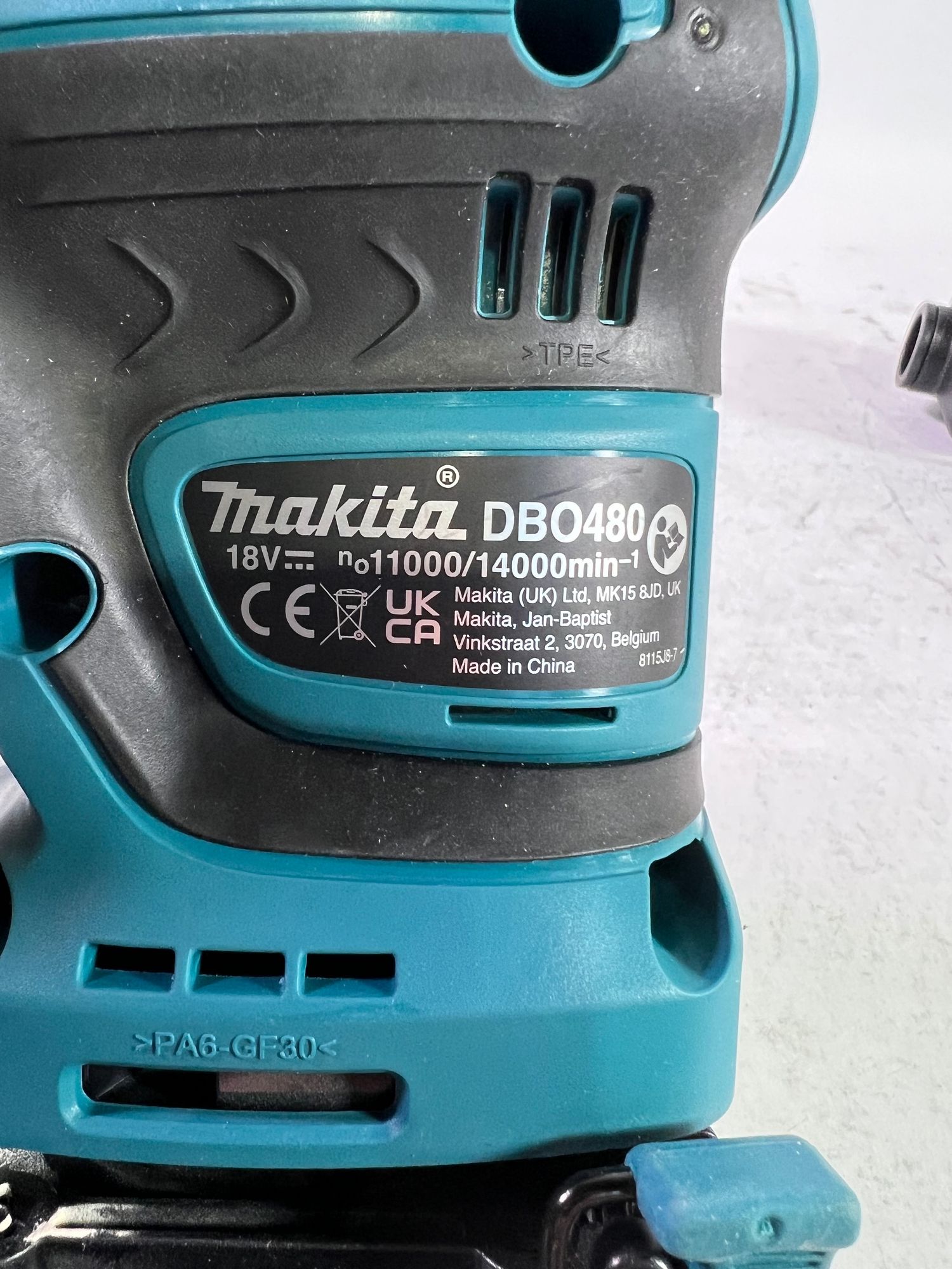 Makita DBO 480 Z Akku Schwingschleifer 18 V 112 x 102 mm Solo ohne Akku ohne Ladegeraet Reparaturgeraet 3 - toolbrothers