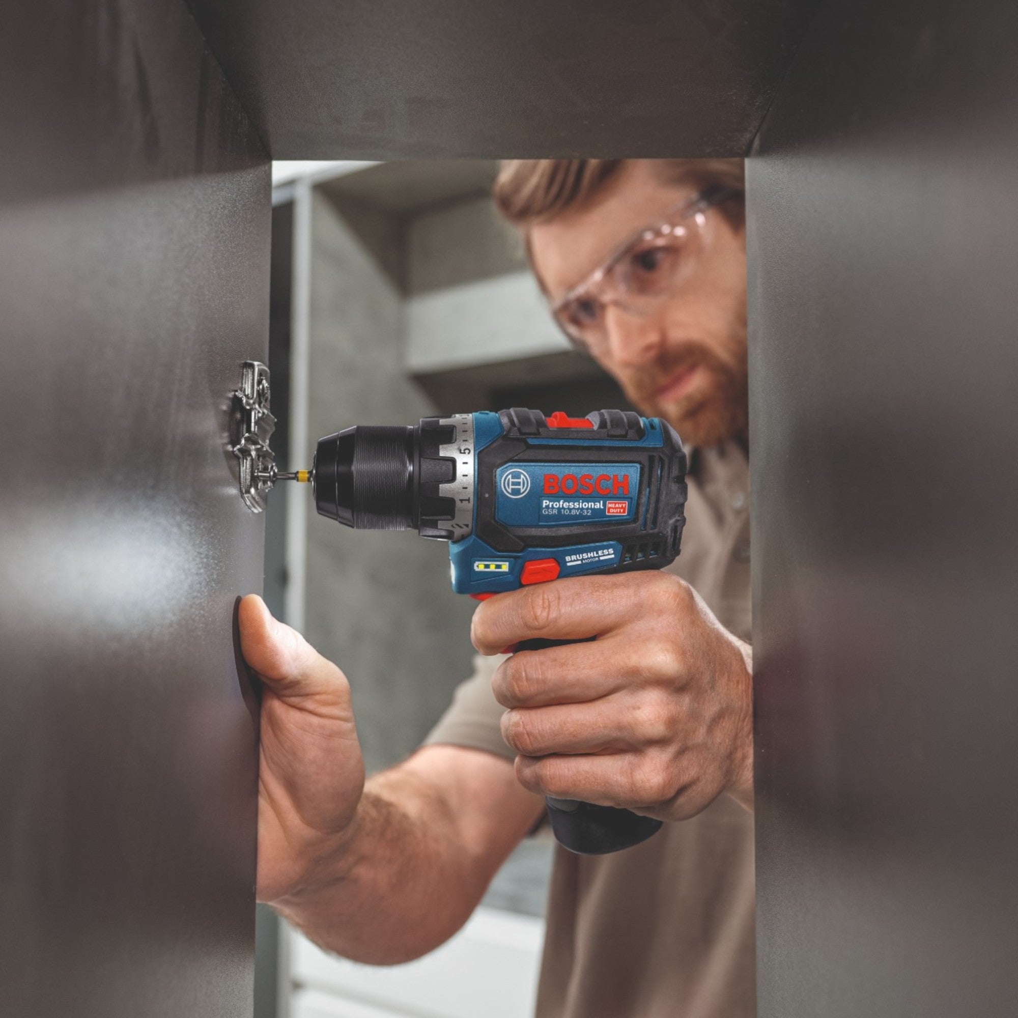 Bosch GSR 12V 32 Professional Akku Bohrschrauber 12 V 32 Nm Brushless 06019N7001 L Boxx ohne Akku ohne Ladegeraet 4 - toolbrothers