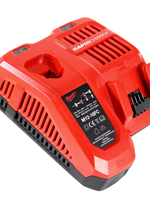 Milwaukee M18 NRG-602 Set de démarrage : 2x Batteries 6,0 Ah / 6000 mAh 18V  + Chargeur (4932451079) (2x 4932451244)