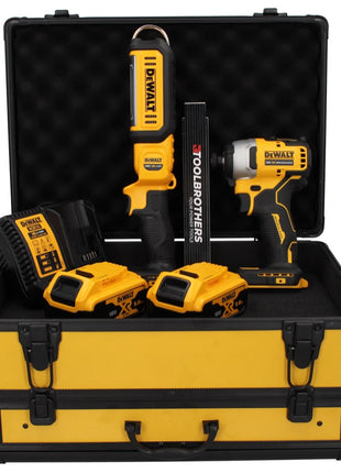 DeWalt DCF809P2TX Visseuse à choc sans fil 18V Brushless + DCL050 Lampe sans fil 18V + 2x Batteries 5,0Ah + Chargeur + Coffret TX + Mètre pliant