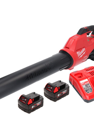 Soplador de hojas a batería Milwaukee M18 FBL-602FC sin escobillas + 2x baterías 6.0 Ah + cargador