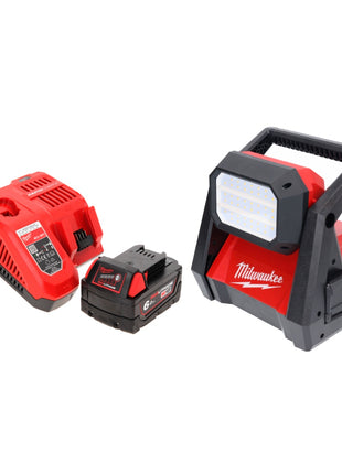 Milwaukee M18 HOAL-601FC Akku LED Lampe Baustrahler 18 V 4000 lm + 1x Akku 6,0 Ah + Ladegerät