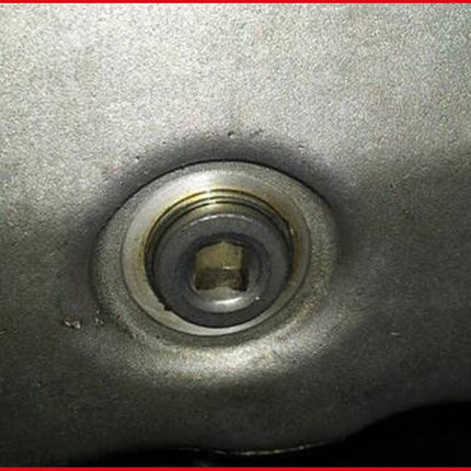 KS TOOLS 3/8" Öldienst-Bit-Stecknuss für Innenvierkant-Schrauben mit Magnet, 11 mm ( 150.1433 ) - Toolbrothers