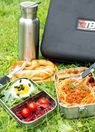 Toolbrothers Fan Lunchpaket in Hardcase Tragetasche Lunchtasche Wasserdicht  mit Edelstahl Brotdose & Bambus Deckel 1200 ml + Edelstahl Trinkflasche 600 ml + 4 in 1 Multifunktions Besteck