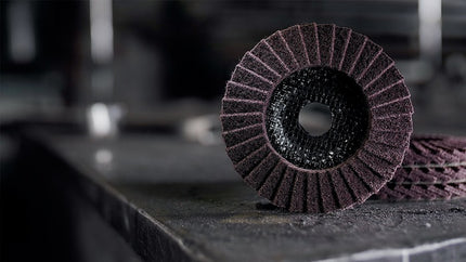 Disco lamellare KLINGSPOR SMT 800 Ø 115 mm granulometria molto fine ( 8000352163 )