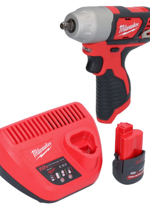 Milwaukee M12 BIW38-251 Akumulatorowy klucz udarowy 12 V 135 Nm 3/8˝ + 1x akumulator 2,5 Ah + ładowarka